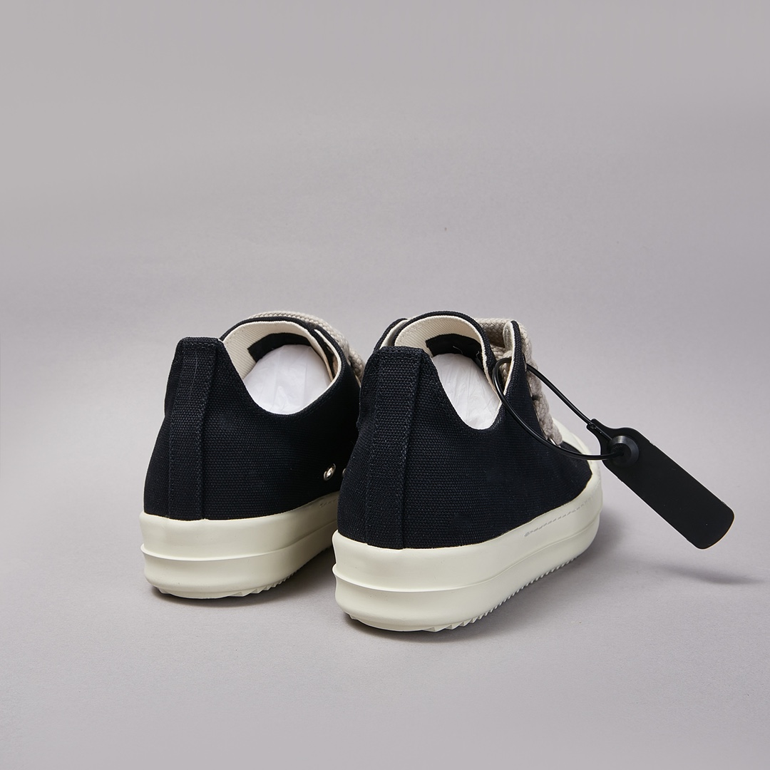 Casual Shoes Men Canvas Black  - огляд і ціна Streetwear Brand Designs